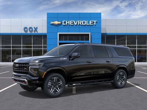 New 2026 Chevrolet Suburban Z71 image 2