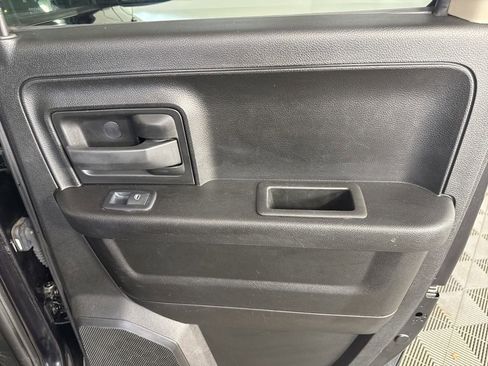 Used 2019 RAM 1500 Express w/ Wheel & Sound Group AWD/4WD image 29