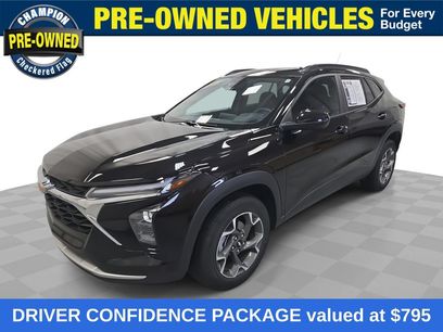 Used 2025 Chevrolet Trax LT w/ Driver Confidence Package