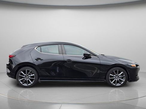 Used 2021 MAZDA MAZDA3 s FWD image 5