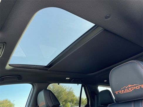 New 2025 Honda Pilot TrailSport image 24