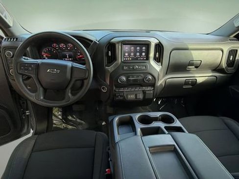 Used 2024 Chevrolet Silverado 1500 Custom Trail Boss AWD/4WD image 16