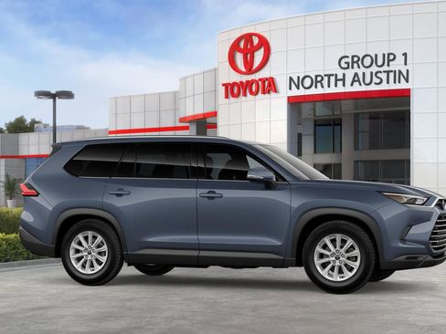 New 2026 Toyota Grand Highlander XLE AWD/4WD image 18