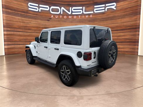 New 2026 Jeep Wrangler Unlimited Sahara AWD/4WD image 3