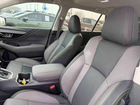 Used 2025 Subaru Outback Onyx Edition w/ Popular Package #2 image 23