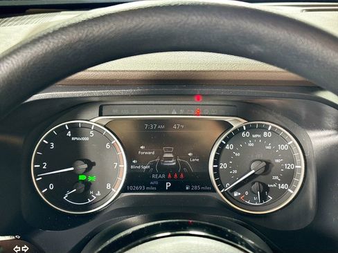 Used 2021 Nissan Rogue SV image 14