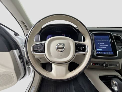 Certified 2023 Volvo XC90 B5 Plus w/ Protection Package AWD/4WD image 12