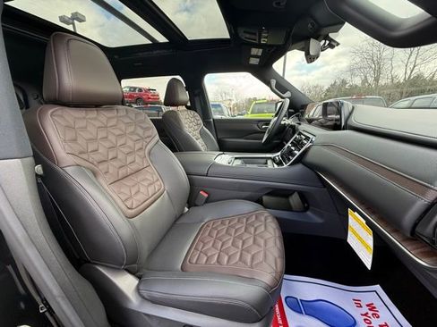 New 2026 Nissan Armada Platinum image 20