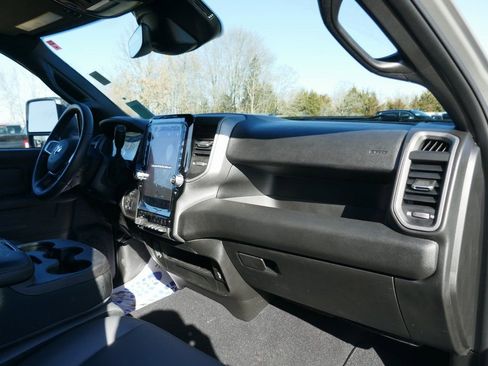 New 2026 RAM 2500 Tradesman AWD/4WD image 17