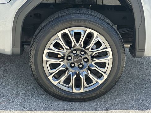 Certified 2024 GMC Sierra 1500 Denali Ultimate AWD/4WD image 33