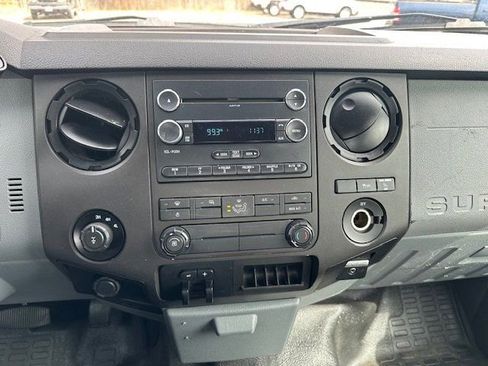 Used 2016 Ford F250 XL w/ Power Equipment Group AWD/4WD image 13