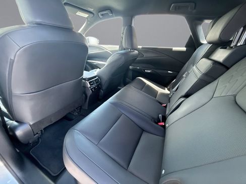 Used 2025 Lexus RX 350 FWD w/ Technology Package image 33