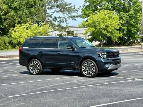 Used 2026 Ford Expedition Platinum w/ Platinum Ultimate Package AWD/4WD image 10