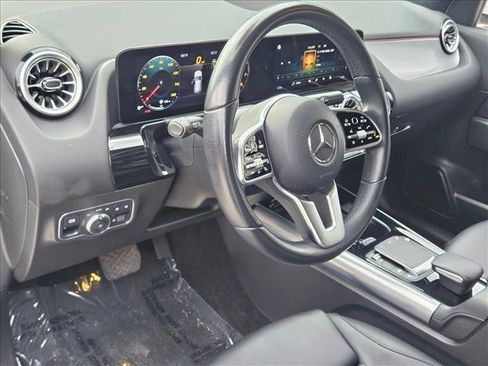 Used 2023 Mercedes-Benz GLA 250 image 10
