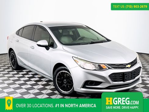 Used 2017 Chevrolet Cruze LS image 1