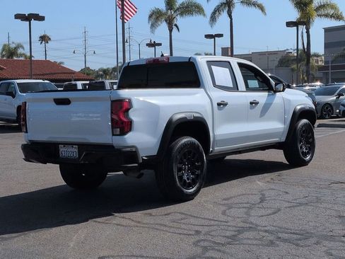 Used 2023 Chevrolet Colorado Trail Boss w/ Technology Package AWD/4WD image 8