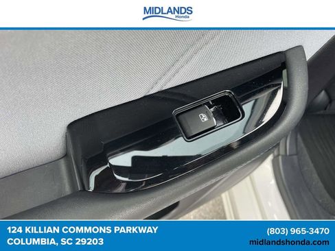 Used 2017 Subaru Legacy 2.5i Sport AWD/4WD image 13