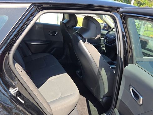 Used 2025 Kia K4 FWD image 14