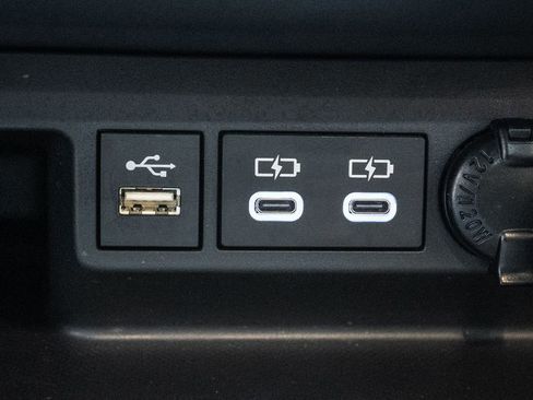 Used 2023 Toyota Highlander XSE image 26