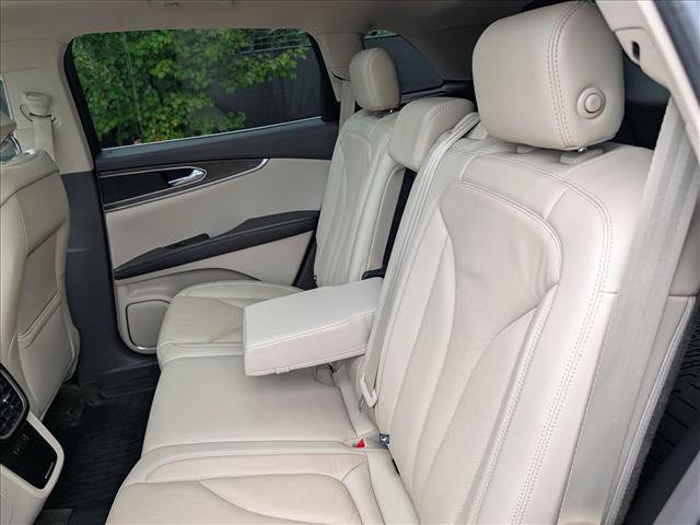 Used 2018 Lincoln MKX Reserve w/ Driver Assistance Package FWD image 26