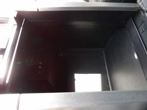 Used 2014 Ford F150 Platinum AWD/4WD image 29