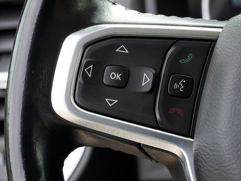 Used 2022 RAM 1500 Laramie AWD/4WD image 34