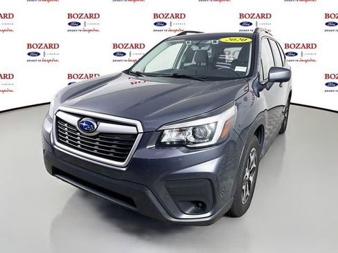 Used 2020 Subaru Forester Premium image 4