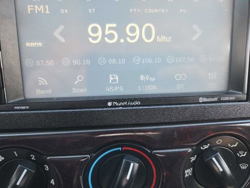 Used 2004 Ford F150 XLT image 35