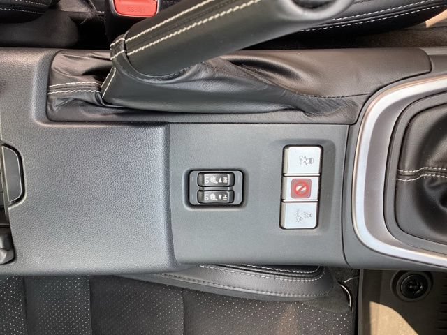 Used 2025 Toyota GR86 Premium w/ ALL Weather Mat Package (TMS) RWD image 11