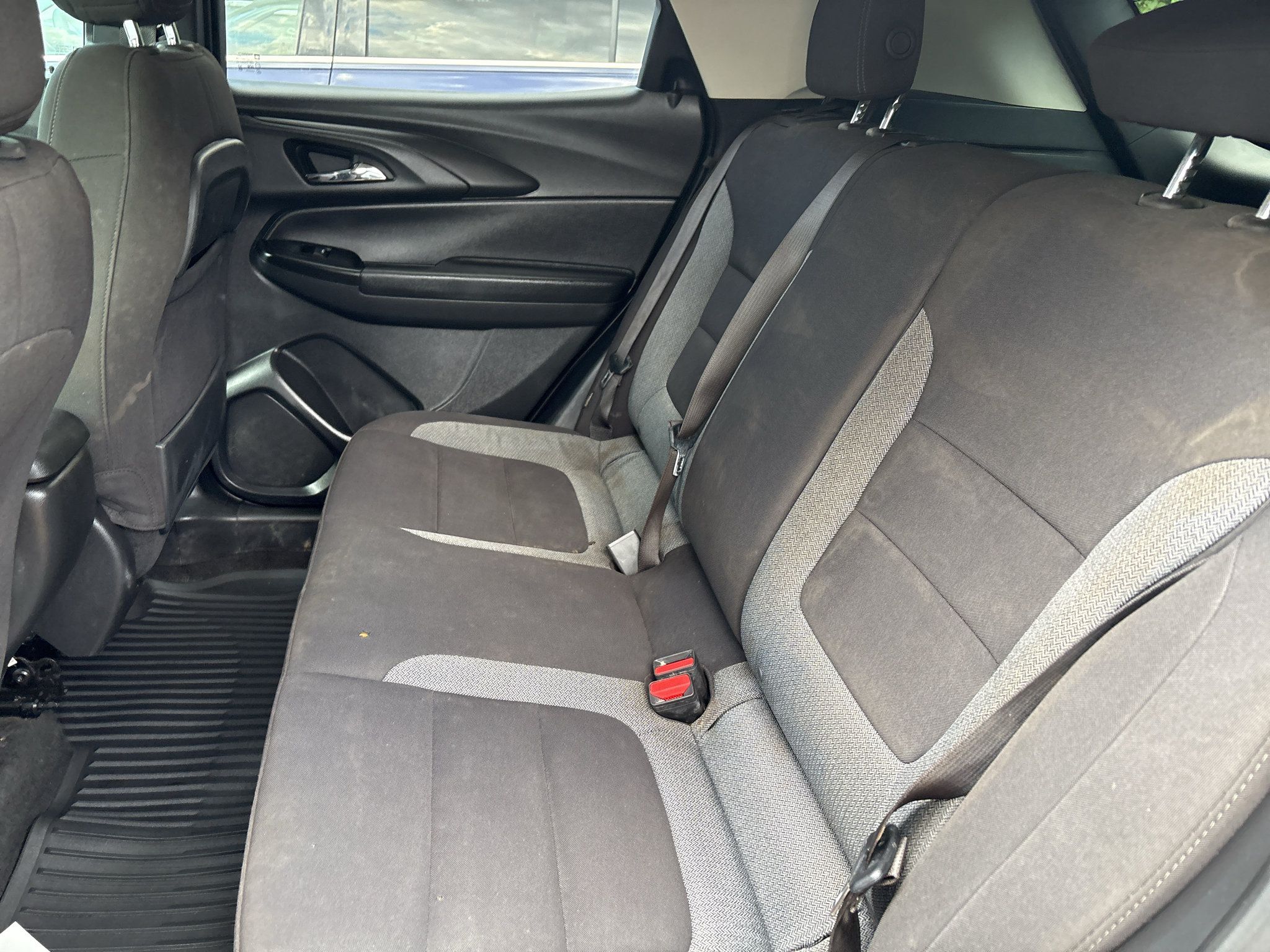 Used 2024 Chevrolet TrailBlazer LS w/ LS Convenience Package FWD image 3