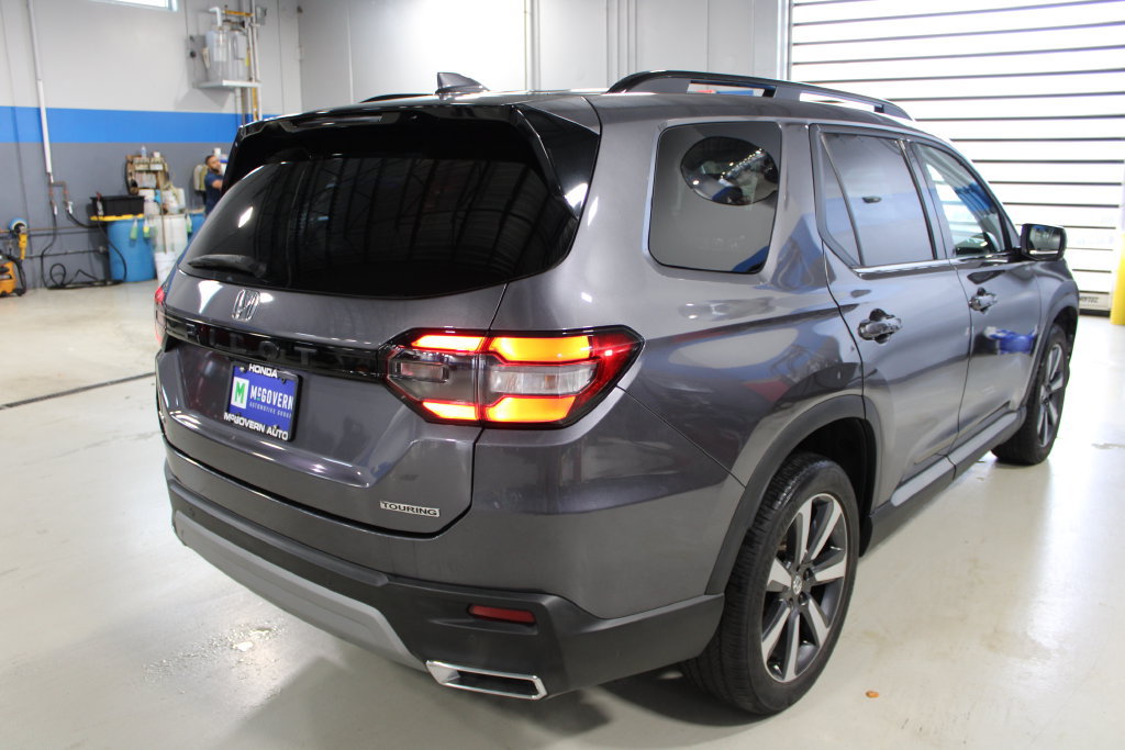 Used 2023 Honda Pilot Touring image 30