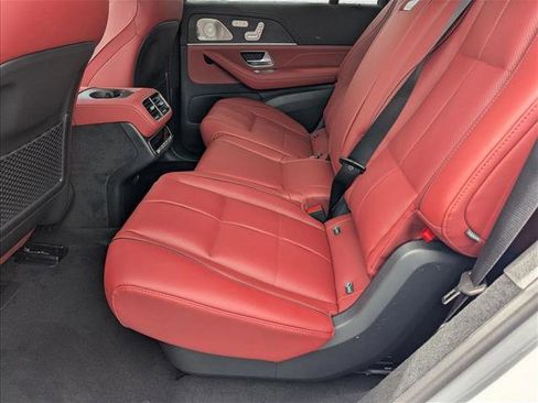New 2026 Mercedes-Benz GLS 580 4MATIC image 13