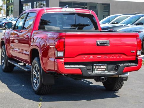 Used 2019 Toyota Tacoma TRD Sport w/ Technology Package RWD image 6