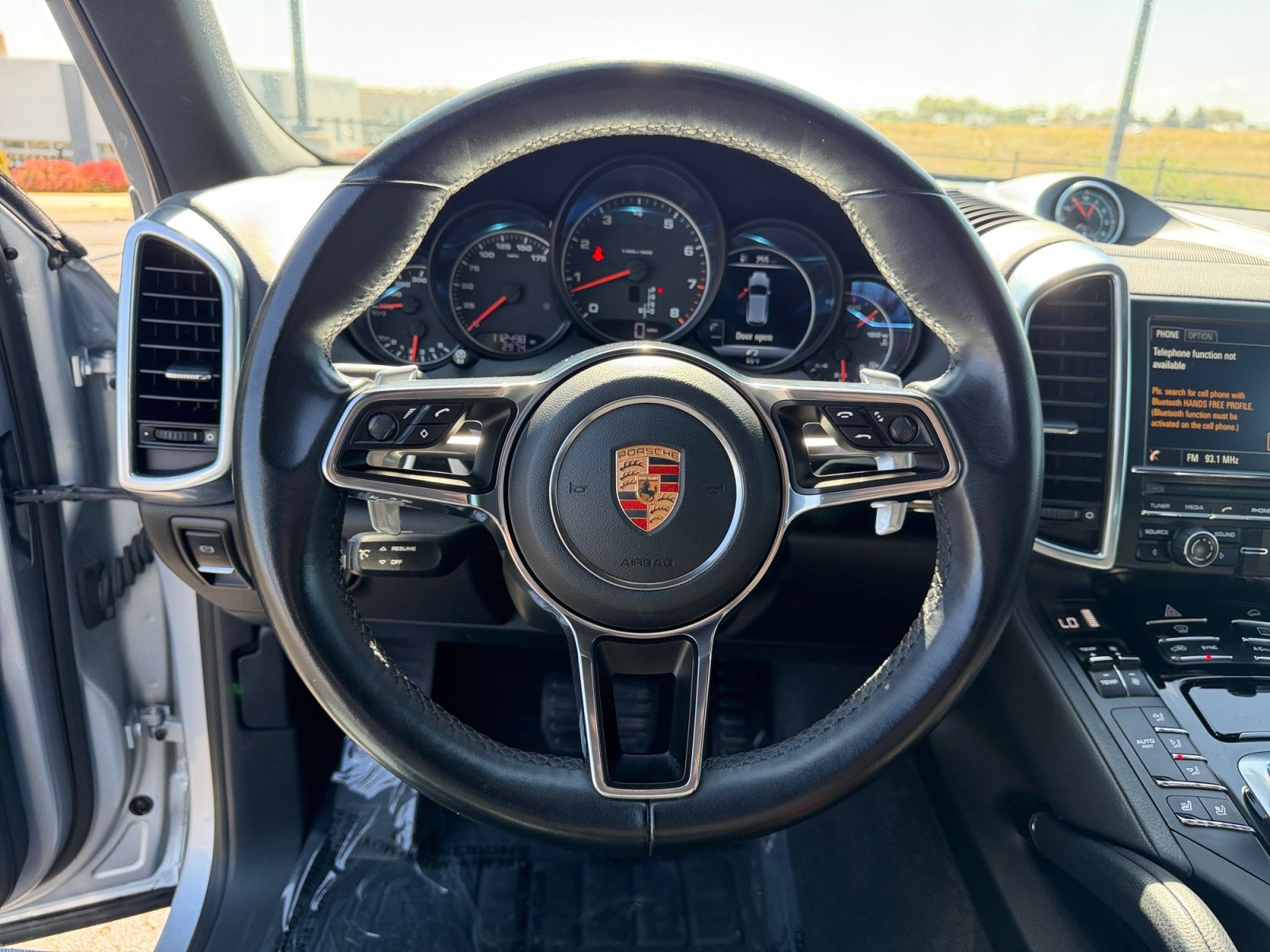 Used 2016 Porsche Cayenne AWD/4WD image 9