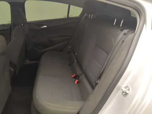 Used 2019 Chevrolet Cruze LS w/ LS Convenience Package FWD image 18