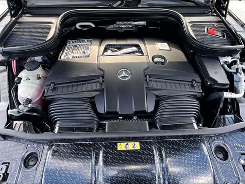 Used 2022 Mercedes-Benz Maybach GLS 600 Maybach GLS 600 image 30