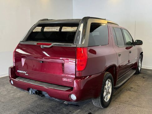 Used 2004 GMC Envoy XUV SLE w/ 1SB Preferred Equipment Group AWD/4WD image 8