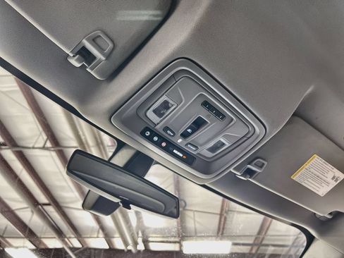 Used 2019 Chevrolet Silverado 1500 LT w/ Texas Edition AWD/4WD image 33