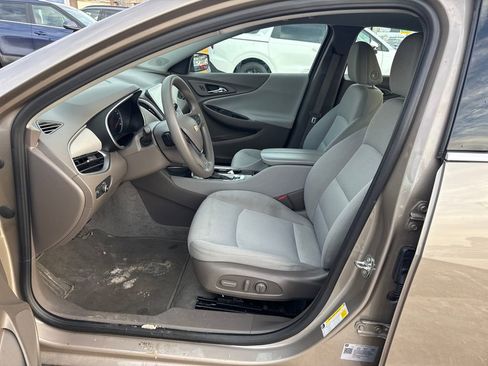 Used 2024 Chevrolet Malibu LT image 9