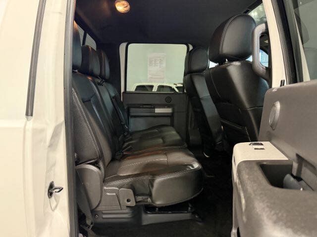 Used 2015 Ford F350 Lariat w/ Lariat Ultimate Package AWD/4WD image 19