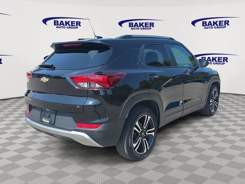 Used 2023 Chevrolet TrailBlazer LT FWD image 5