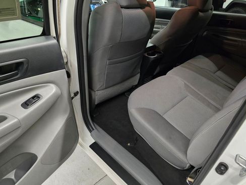 Used 2012 Toyota Tacoma 4x4 Double Cab w/ TRD Off-Road Pkg image 29
