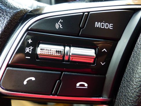 Used 2020 Kia Sportage LX image 27