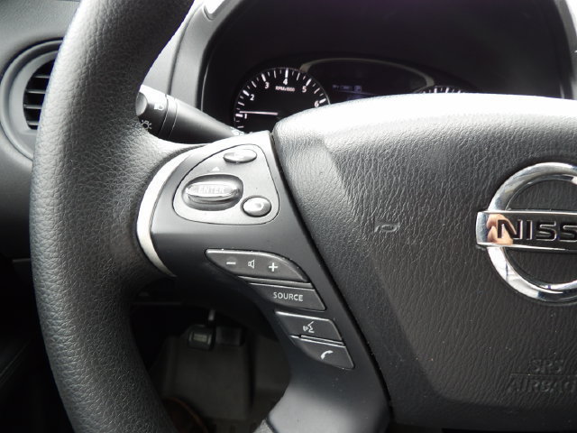 Used 2019 Nissan Pathfinder S AWD/4WD image 22