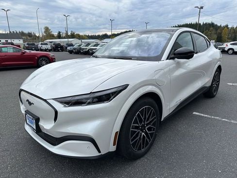 New 2025 Ford Mustang Mach-E Premium image 7