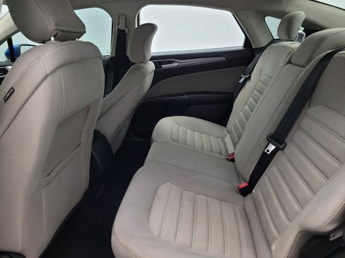 Used 2019 Ford Fusion S image 18