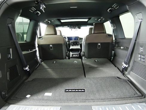 New 2025 Nissan Armada Platinum Reserve image 17