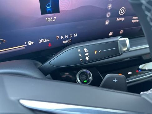 Used 2025 Buick Envision Preferred image 21