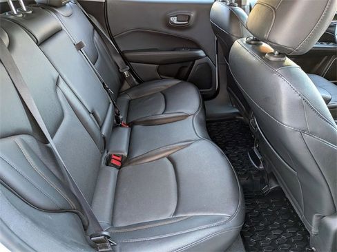 Certified 2021 Jeep Compass Limited image 27