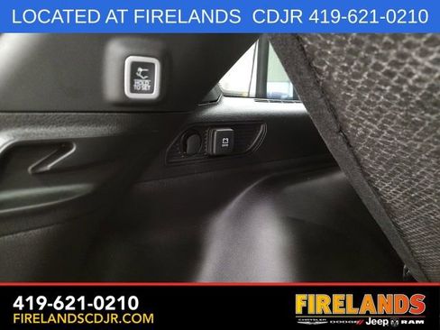 New 2026 Jeep Grand Cherokee Altitude AWD/4WD image 19